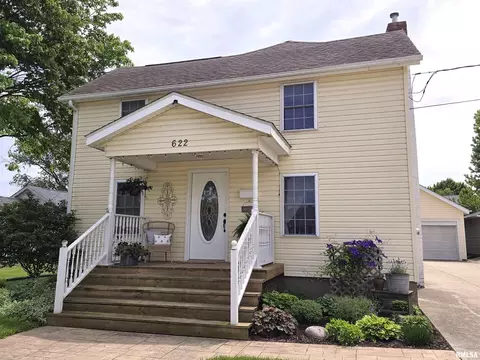 622 E Park St, Geneseo, IL 61254