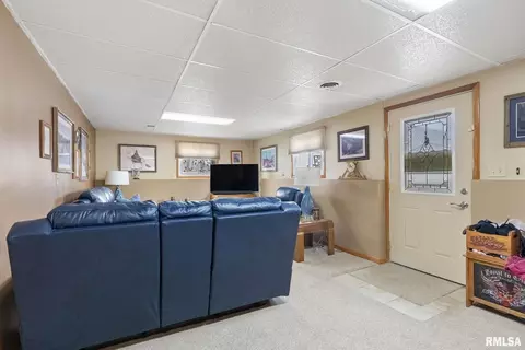 4811 48th Ave, Moline, IL 61265 photo 11