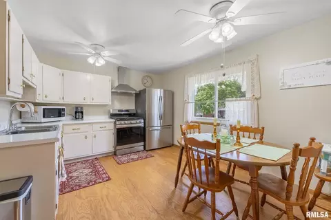 4811 48th Ave, Moline, IL 61265 photo 6
