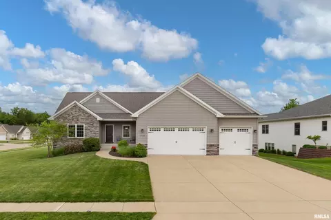 1732 Mackin Dr, Dewitt, IA 52742
