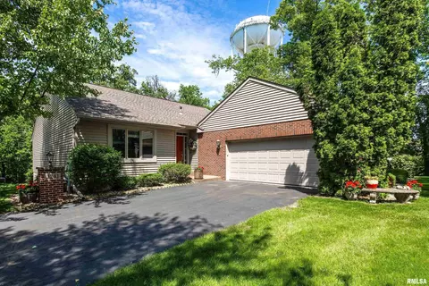 2241 31st Ave #1, Rock Island, IL 61201