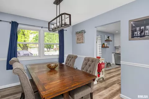 46 Park Ave, Park View, IA 52748 photo 10