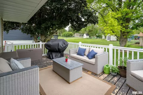 46 Park Ave, Park View, IA 52748 photo 24