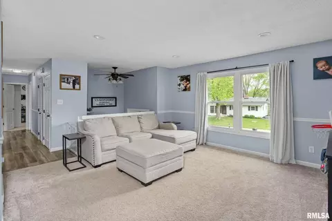 46 Park Ave, Park View, IA 52748 photo 8
