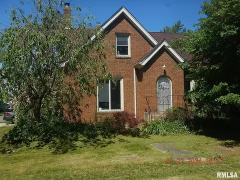 404 N Church St, Princeton, IL 61356