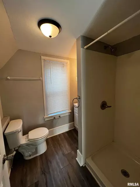 709 23rd St, Moline, IL 61265 photo 9