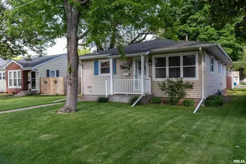 513 15th St, Silvis, IL 61282 photo 2
