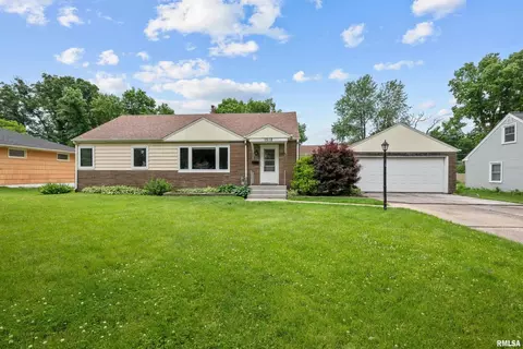 1512 26th Ave, Rock Island, IL 61201