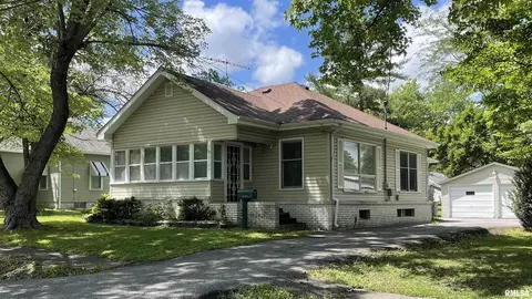 2105 Elm, West Frankfort, IL 62896