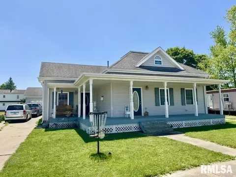208 W Main St, Joy, IL 61260 photo 2
