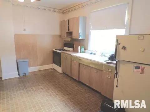 1501 18th St, Viola, IL 61486 photo 5