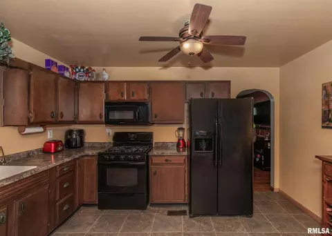 4624 50th Ave, Moline, IL 61265 photo 7