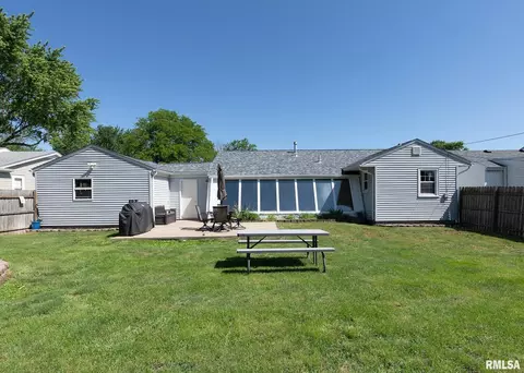 4624 50th Ave, Moline, IL 61265 photo 25