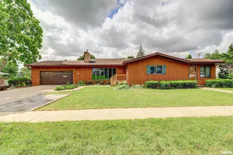 1312 10th Ave, Fulton, IL 61252
