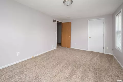 407 1st Ave, Silvis, IL 61282 photo 11