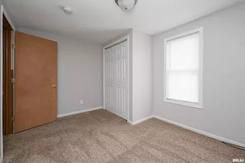 407 1st Ave, Silvis, IL 61282 photo 14