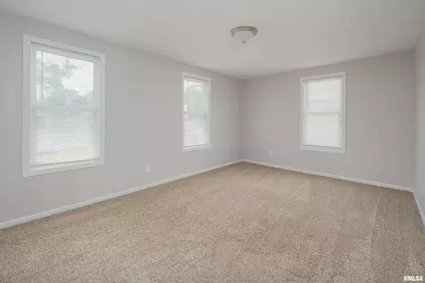 407 1st Ave, Silvis, IL 61282 photo 13