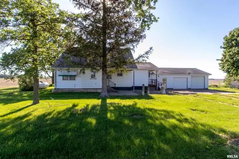 1899 410th Ave, Clinton, IA 52732