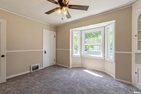 111 16th Ave, Moline, IL 61265 photo 5
