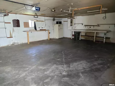 558 E Park St, Geneseo, IL 61254 photo 24