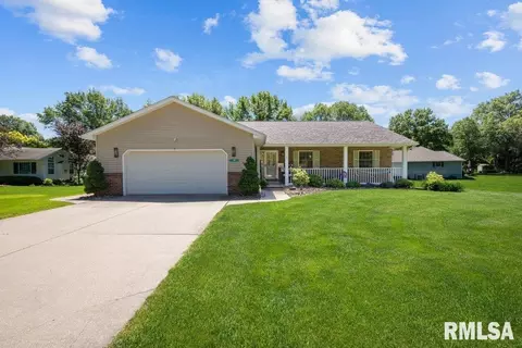 44 Timberbrook Rd, Geneseo, IL 61254