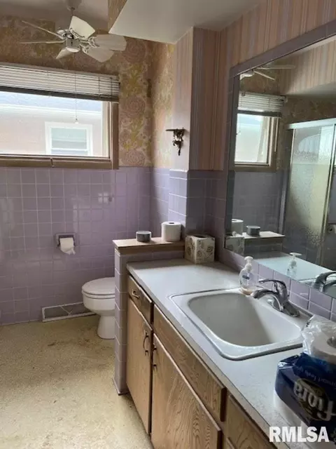 3605 14th Ave, Moline, IL 61265 photo 2