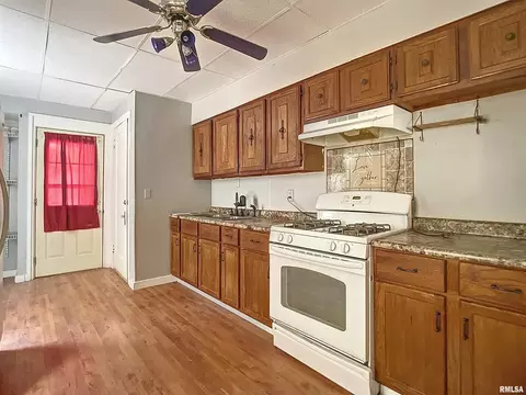 2407 6th Ave, Moline, IL 61265 photo 10