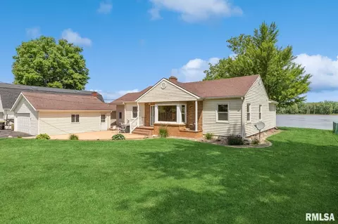 12919 78th Ave W, Taylor Ridge, IL 61284