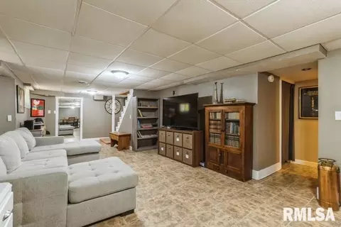 2519 13th St, Moline, IL 61265 photo 15