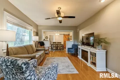 2519 13th St, Moline, IL 61265 photo 5