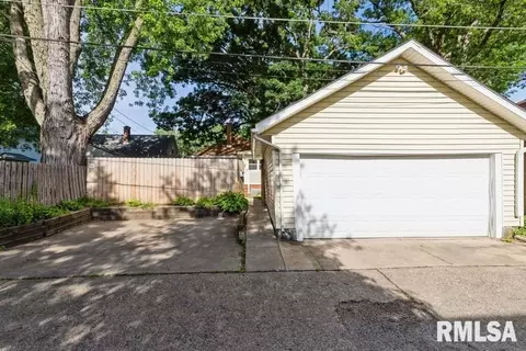 2519 13th St, Moline, IL 61265 photo 19