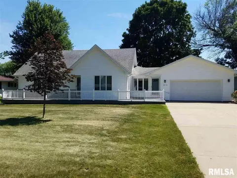 1210 2nd Ave, Fulton, IL 61252
