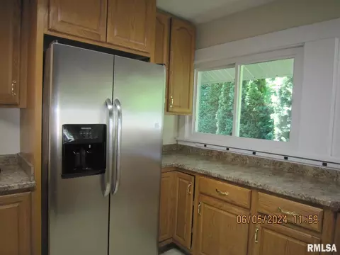 1860 18th Ave #A, Moline, IL 61265 photo 8