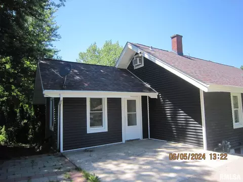 1860 18th Ave #A, Moline, IL 61265 photo 3
