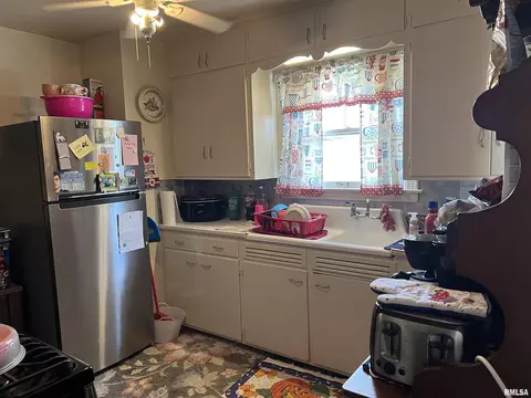 1015 18th Ave, Moline, IL 61265 photo 8