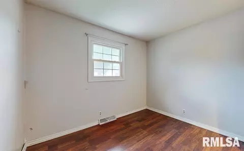 626 12th Ave, Hampton, IL 61256 photo 17