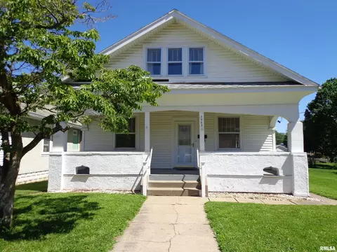 2505 Cherry St, Quincy, IL 62301