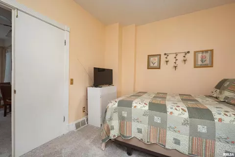 1817 12th Ave, Moline, IL 61265 photo 13