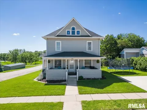 101 N Main St, Andrew, IA 52030