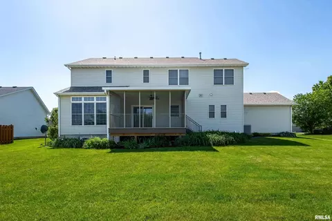 119 S Blanche Dr, Eldridge, IA 52748 photo 37