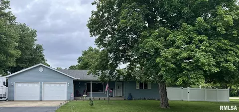 415 SW 5th Ave, Galva, IL 61434