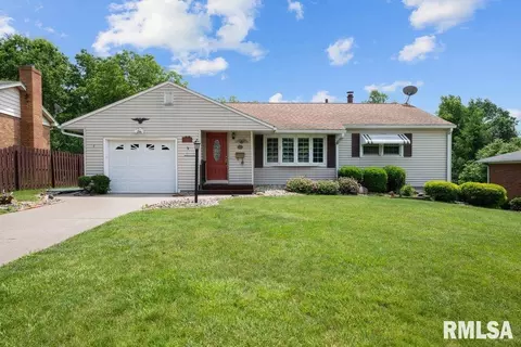 3317 28th Street Ct, Rock Island, IL 61201