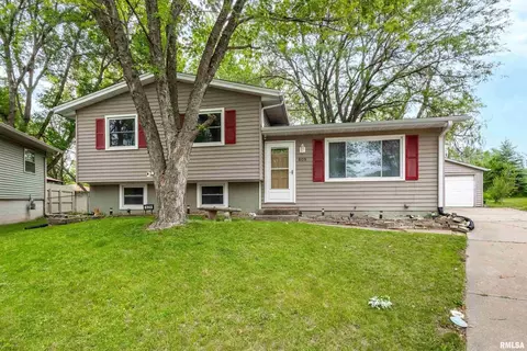 609 34th Avenue Ct W, Milan, IL 61264