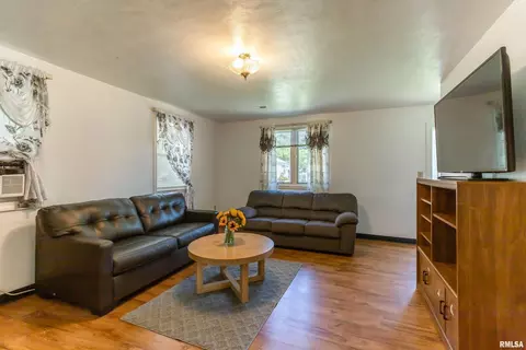 3720 14th Ave, Moline, IL 61265 photo 16