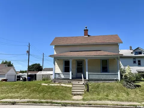 1410 W 17th St, Davenport, IA 52804