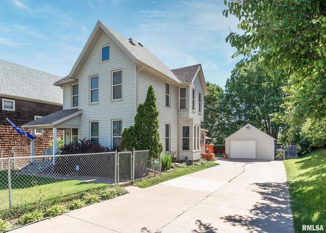 925 Farnam St, Davenport, IA 52803