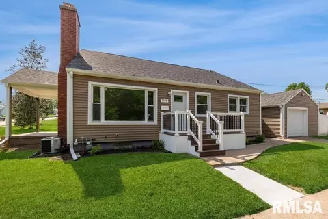 3704 N Marquette St, Davenport, IA 52806