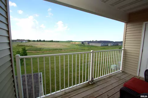 300 E Franklin St #202, Eldridge, IA 52748 photo 13