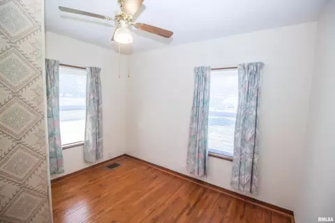 1801 15th St, Viola, IL 61486 photo 25