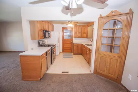 1801 15th St, Viola, IL 61486 photo 17